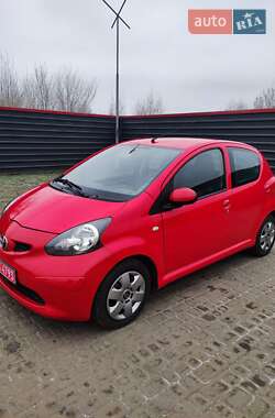 Хэтчбек Toyota Aygo 2007 в Ковеле