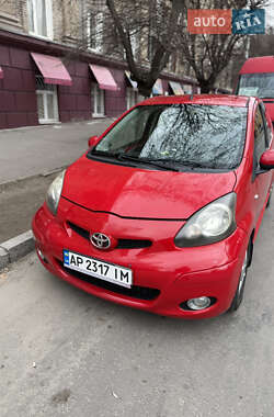 Хетчбек Toyota Aygo 2011 в Запоріжжі