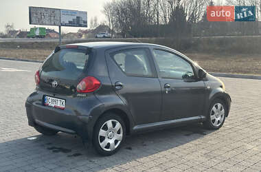 Хэтчбек Toyota Aygo 2005 в Львове