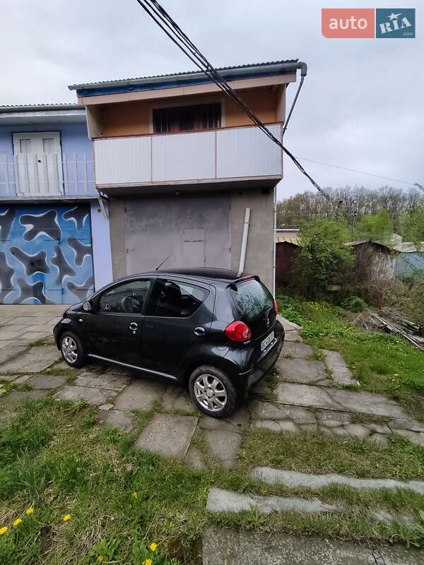 Хетчбек Toyota Aygo 2006 в Трускавці