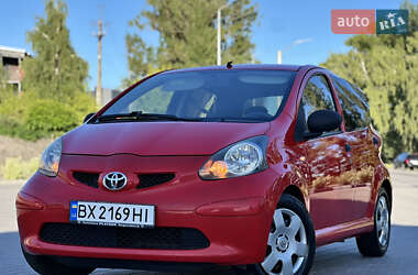 Хэтчбек Toyota Aygo 2008 в Хмельницком