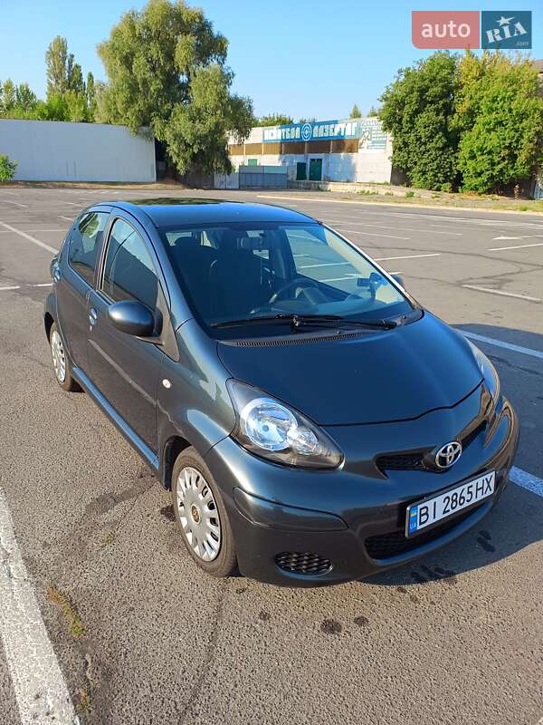 Хетчбек Toyota Aygo 2008 в Полтаві