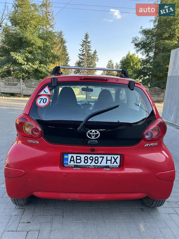 Хетчбек Toyota Aygo 2006 в Вінниці