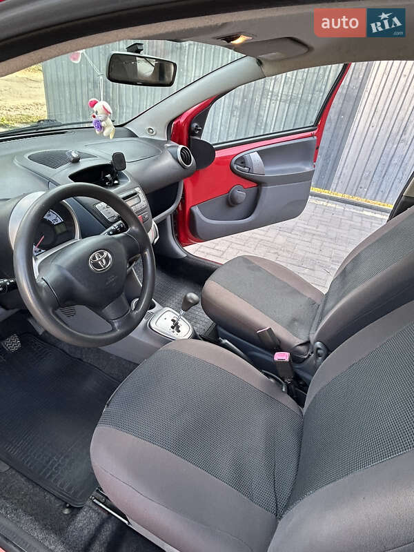 Хетчбек Toyota Aygo 2006 в Вінниці