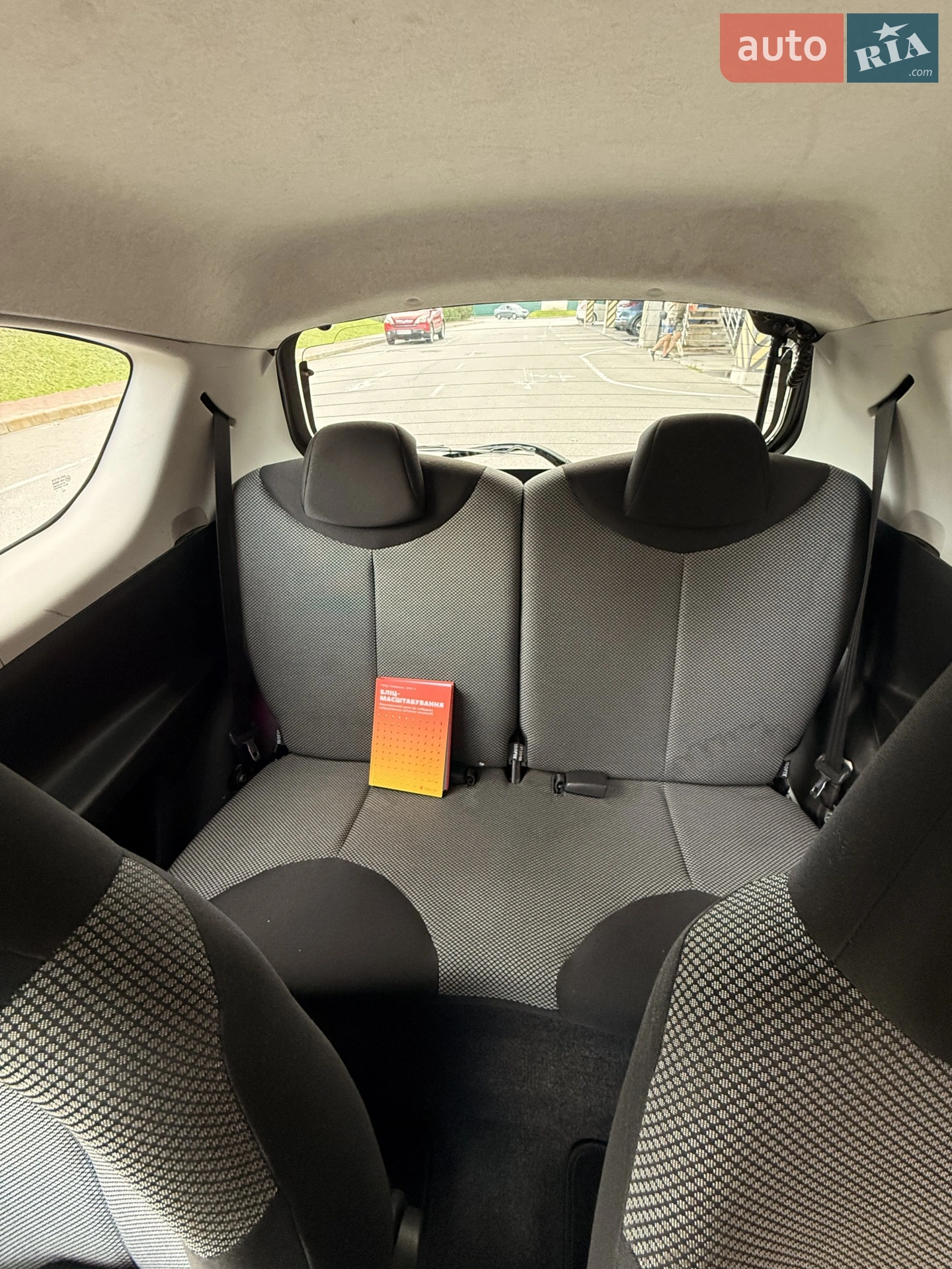 2012 Toyota Aygo - мініатюра 13