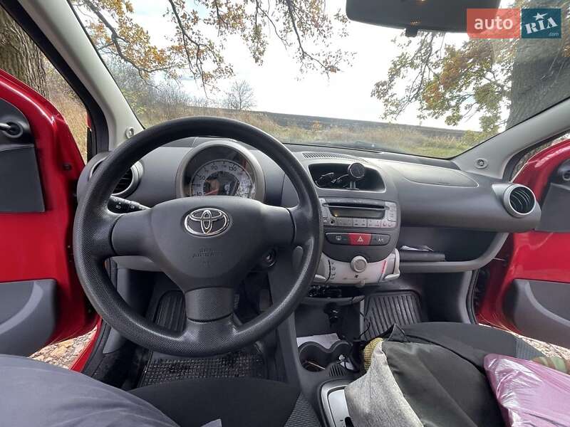 Хетчбек Toyota Aygo 2006 в Запоріжжі