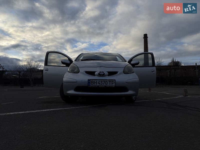 Хетчбек Toyota Aygo 2006 в Одесі