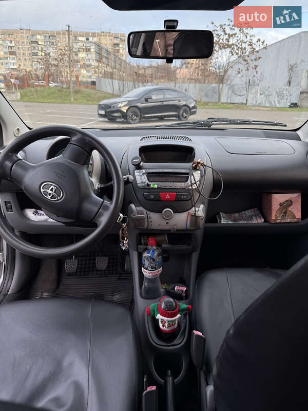 Хетчбек Toyota Aygo 2006 в Одесі
