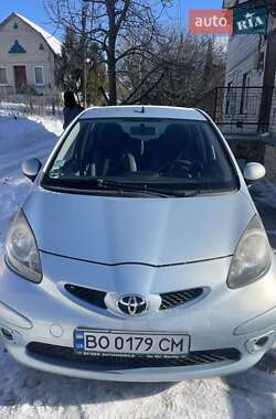 Хетчбек Toyota Aygo 2006 в Збаражі