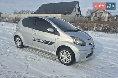 Хэтчбек Toyota Aygo 2006 в Виннице