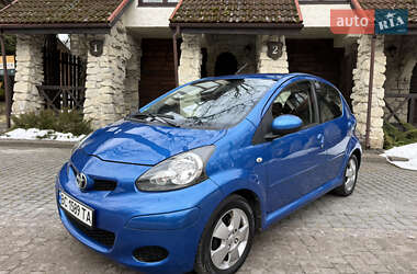 Хэтчбек Toyota Aygo 2009 в Львове