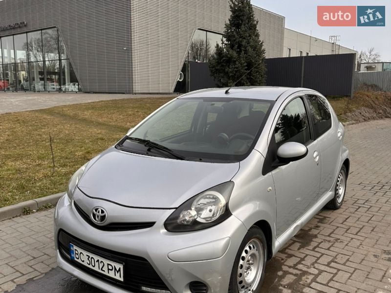 Хэтчбек Toyota Aygo 2014 в Львове фото 4 Хэтчбек Toyota Aygo 2014 в Львове