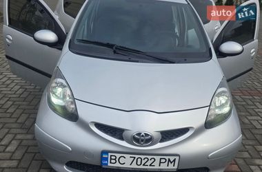 Хэтчбек Toyota Aygo 2007 в Золочеве