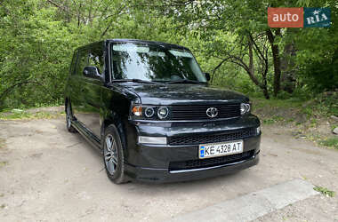 Минивэн Toyota bB 2005 в Днепре