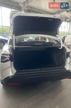Седан Toyota bZ3 2023 в 