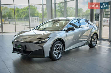 Седан Toyota bZ3 2023 в 