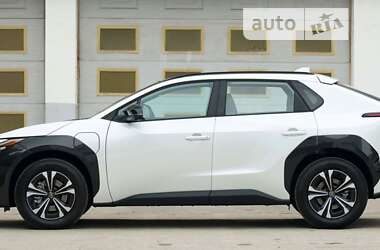 Внедорожник / Кроссовер Toyota bZ4X 2022 в 
