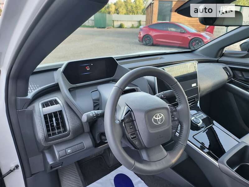 Позашляховик / Кросовер Toyota bZ4X 2023 в Києві