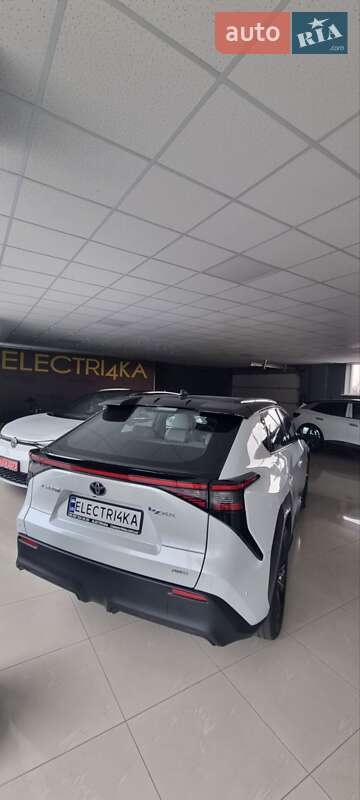 Внедорожник / Кроссовер Toyota bZ4X 2023 в Днепре фото 11 Внедорожник / Кроссовер Toyota bZ4X 2023 в Днепре