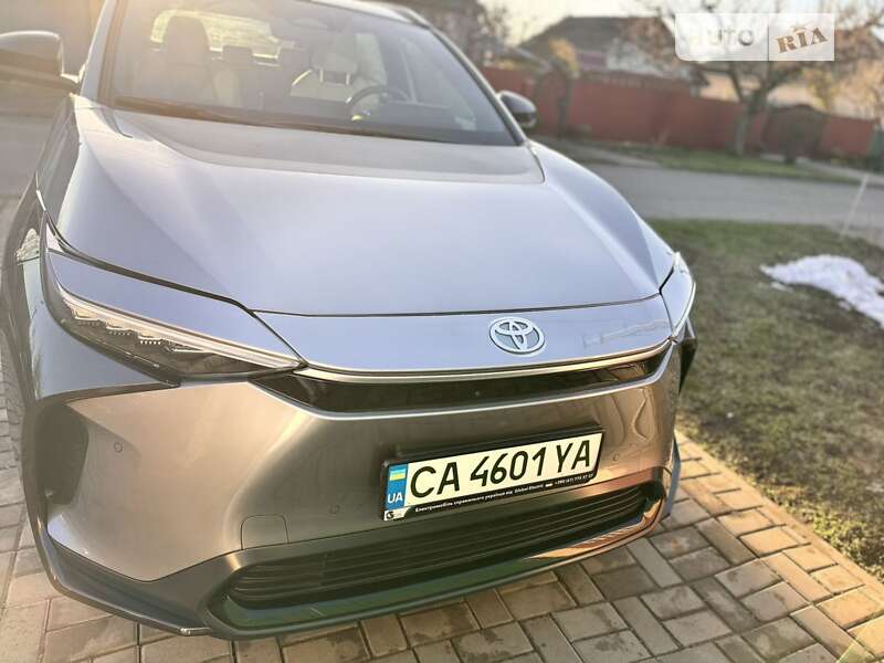 Внедорожник / Кроссовер Toyota bZ4X 2023 в Черкассах