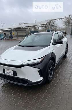 Внедорожник / Кроссовер Toyota bZ4X 2023 в Кривом Роге