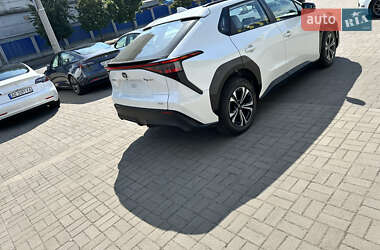 Внедорожник / Кроссовер Toyota bZ4X 2023 в 