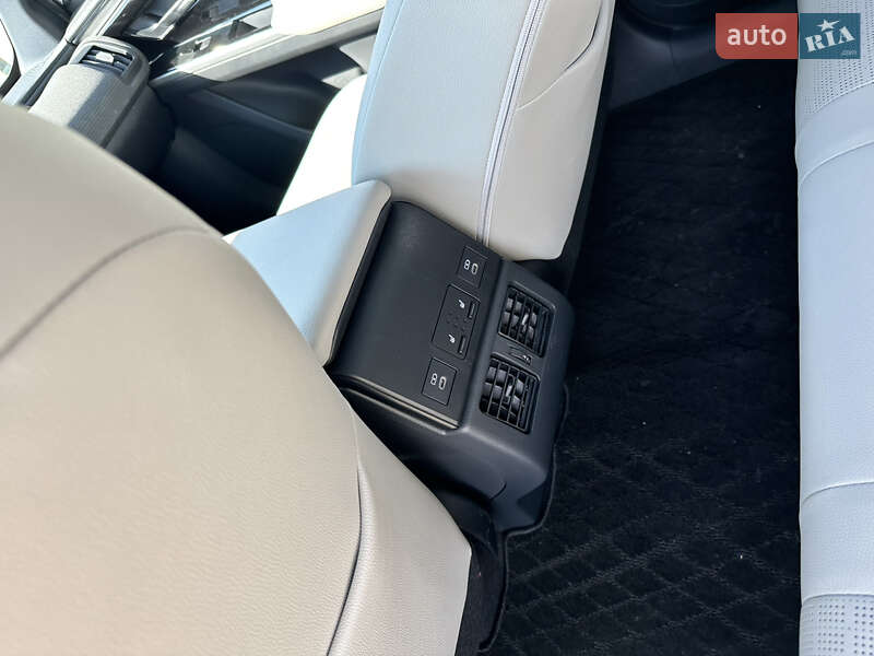 Внедорожник / Кроссовер Toyota bZ4X 2023 в Днепре