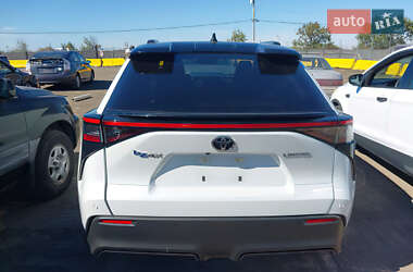 Внедорожник / Кроссовер Toyota bZ4X 2023 в 