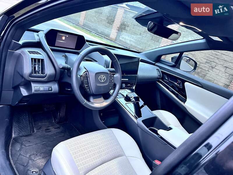 Позашляховик / Кросовер Toyota bZ4X 2023 в Василькові фото 13 Позашляховик / Кросовер Toyota bZ4X 2023 в Василькові