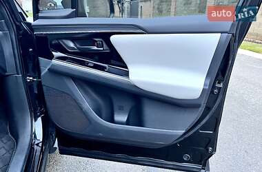 Внедорожник / Кроссовер Toyota bZ4X 2023 в 
