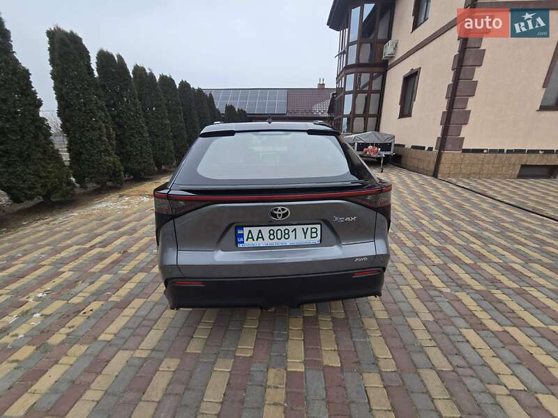 Внедорожник / Кроссовер Toyota bZ4X 2022 в Кропивницком