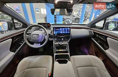 Внедорожник / Кроссовер Toyota bZ4X 2022 в 