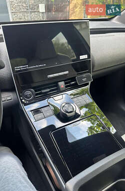 Внедорожник / Кроссовер Toyota bZ4X 2023 в 