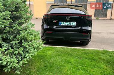 Внедорожник / Кроссовер Toyota bZ4X 2023 в 