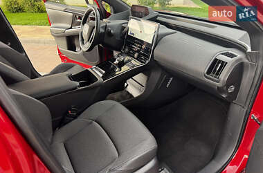 Внедорожник / Кроссовер Toyota bZ4X 2023 в 