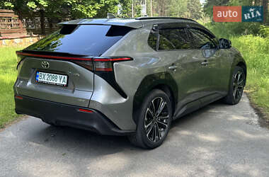 Позашляховик / Кросовер Toyota bZ4X 2022 в 