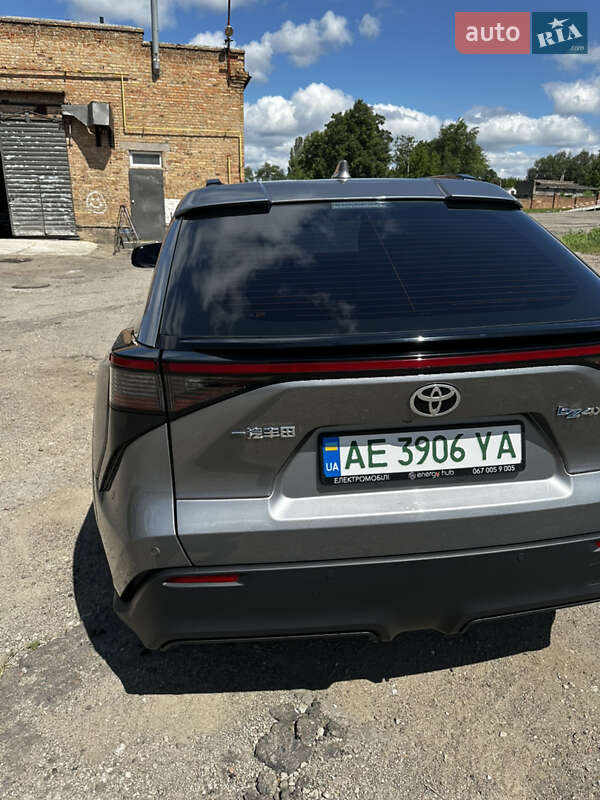 Внедорожник / Кроссовер Toyota bZ4X 2023 в Верхнеднепровске