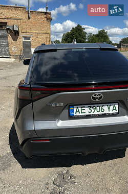 Внедорожник / Кроссовер Toyota bZ4X 2023 в 