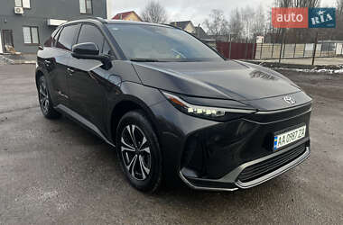 Внедорожник / Кроссовер Toyota bZ4X 2023 в Звягеле