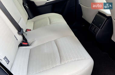 Внедорожник / Кроссовер Toyota bZ4X 2022 в 