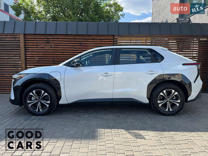 Внедорожник / Кроссовер Toyota bZ4X 2022 в Одессе