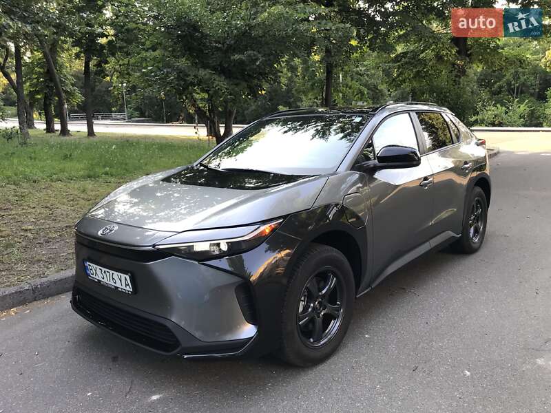 Toyota bZ4X 2024