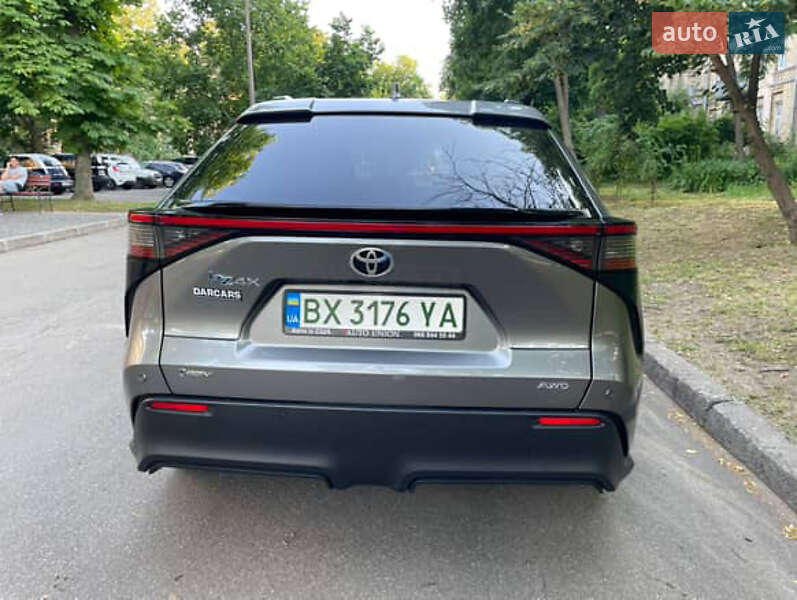 Внедорожник / Кроссовер Toyota bZ4X 2024 в Киеве