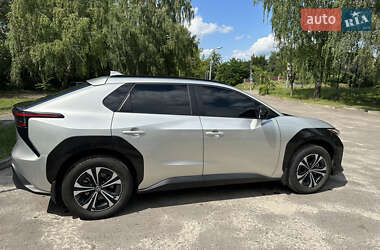 Внедорожник / Кроссовер Toyota bZ4X 2024 в 