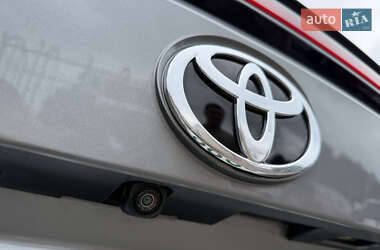 Позашляховик / Кросовер Toyota bZ4X 2023 в 