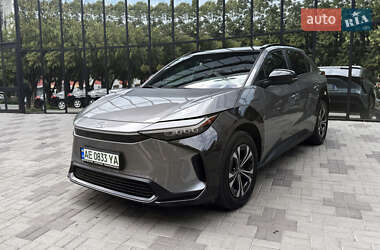 Внедорожник / Кроссовер Toyota bZ4X 2023 в 
