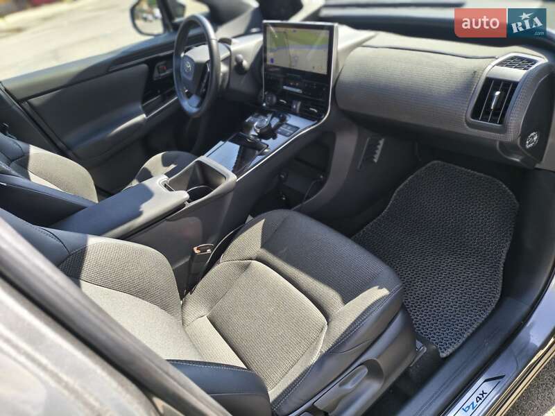 Внедорожник / Кроссовер Toyota bZ4X 2023 в Луцке