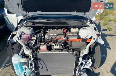 Внедорожник / Кроссовер Toyota bZ4X 2024 в 
