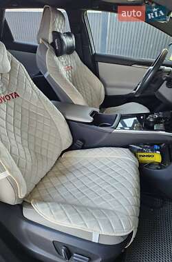 Внедорожник / Кроссовер Toyota bZ4X 2022 в 