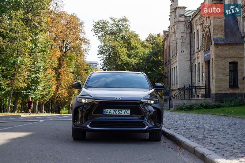 Внедорожник / Кроссовер Toyota bZ4X 2023 в Киеве фото 20 Внедорожник / Кроссовер Toyota bZ4X 2023 в Киеве